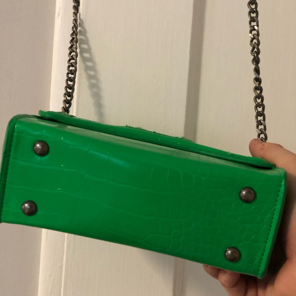 Zara Purse. Bright Green. Faux Crocodile texture. Brand new. - Picture 3 of 6